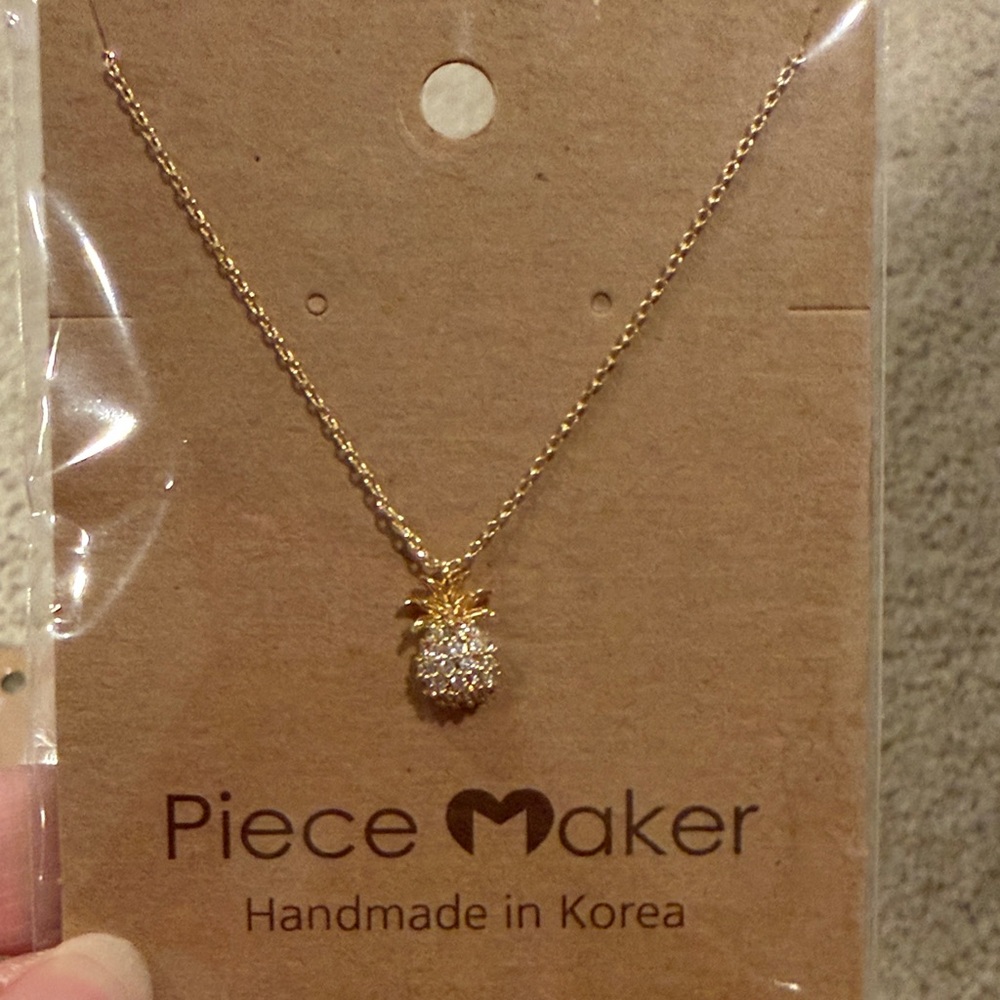 Gold Pineapple Pendant Necklace